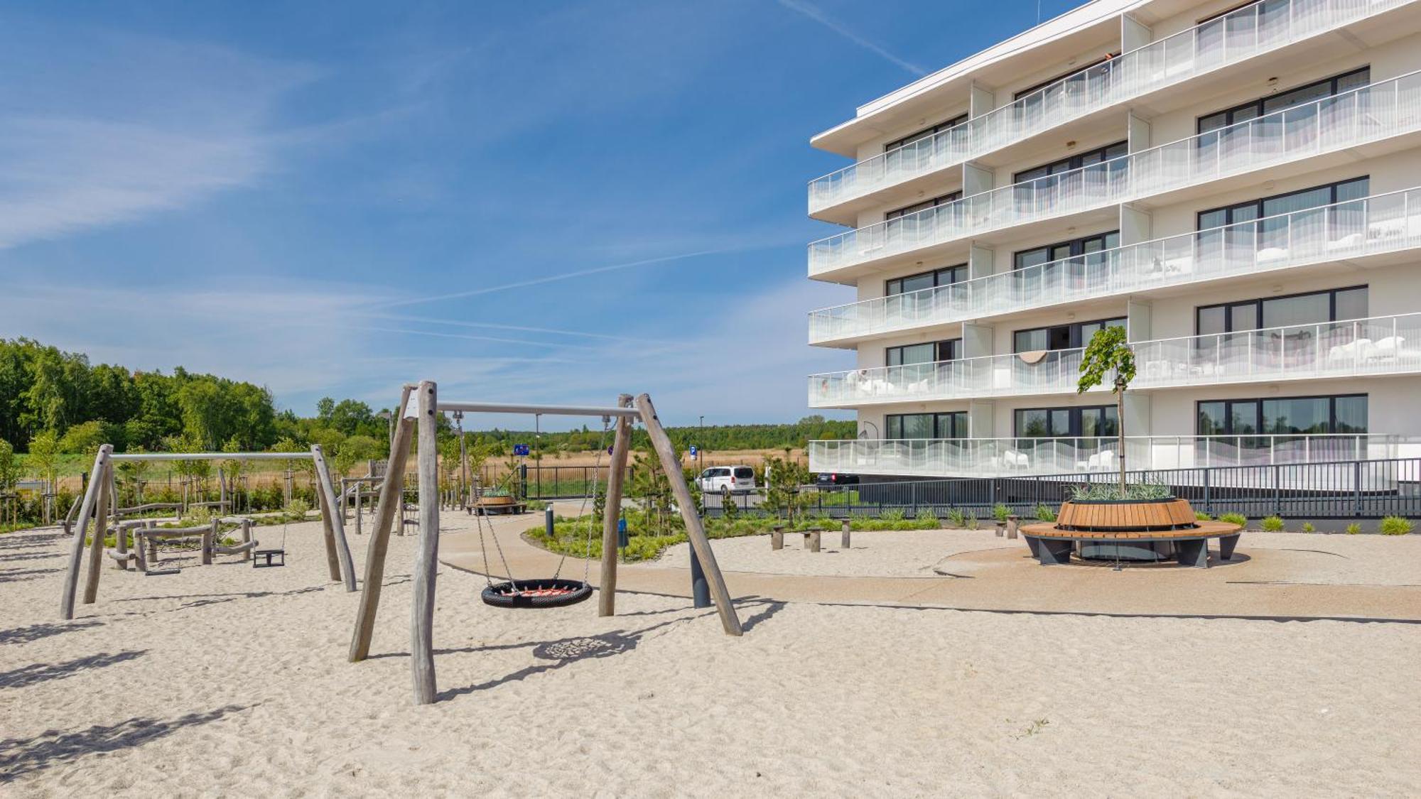 Apartament Lux Tukan B003, Polanki Aqua - Holiday City Kołobrzeg Exteriör bild