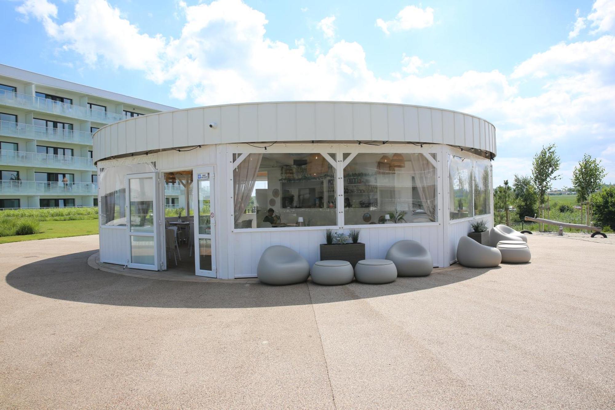 Apartament Lux Tukan B003, Polanki Aqua - Holiday City Kołobrzeg Exteriör bild